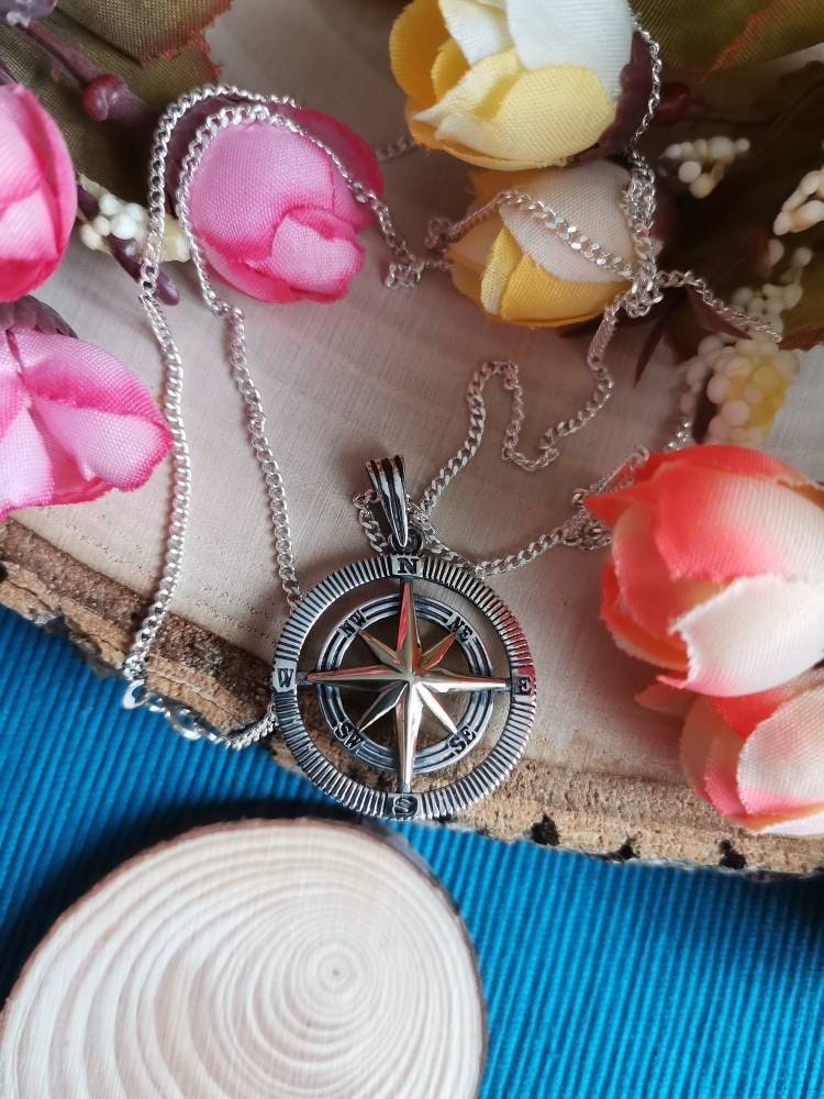 925 Ayar Gümüş Pusula Kolye