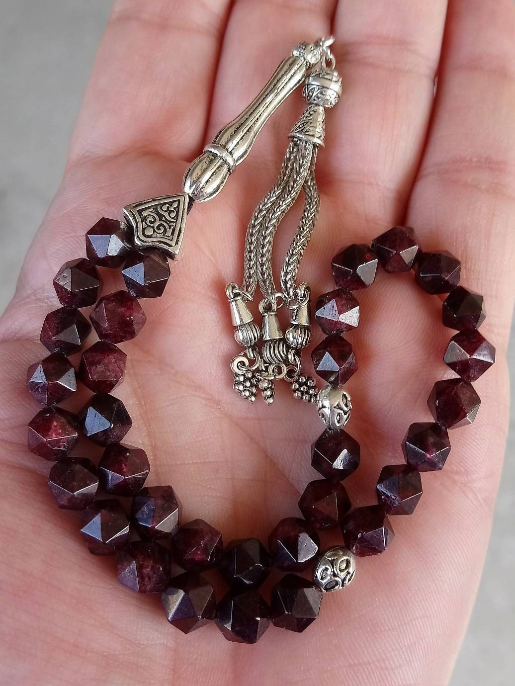 Altıgen Kesim Lal Taşı Tesbih