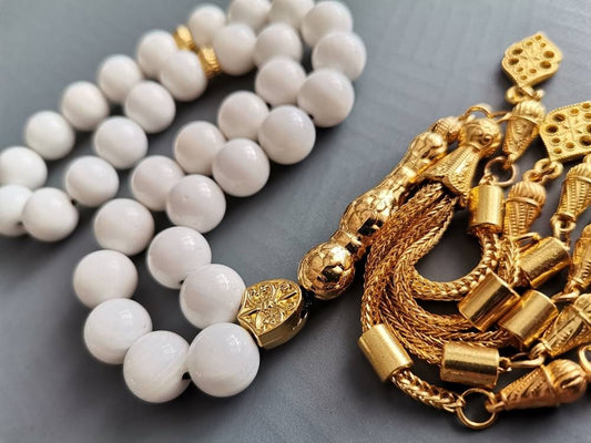 Altın Renk Aparatlı 10 mm Beyaz Sedef Tesbih