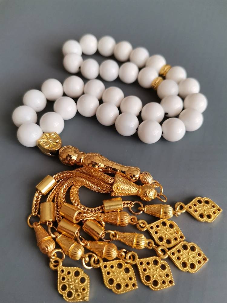 Altın Renk Aparatlı 10 mm Beyaz Sedef Tesbih