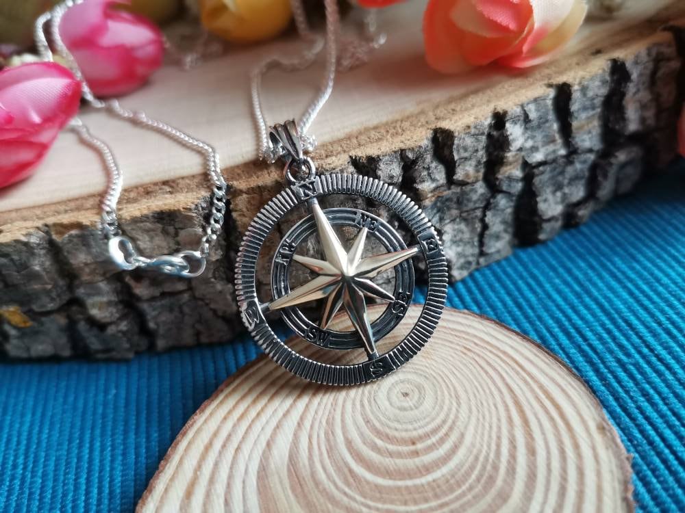 925 Ayar Gümüş Pusula Kolye