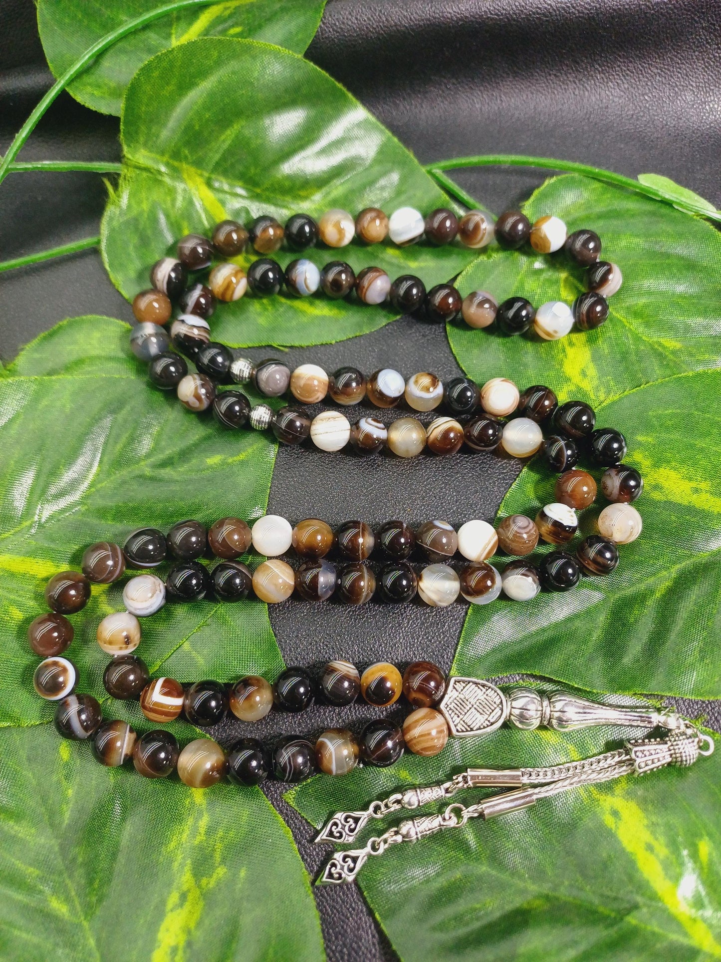 99 Boncuklu 8 mm Kahverengi Akik Tesbih